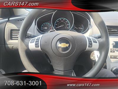 2011 Chevrolet Malibu LT   - Photo 15 - Midlothian, IL 60445