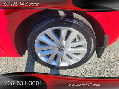 2008 Volkswagen New Beetle Convertible SE - Photo 25 - Midlothian, IL 60445