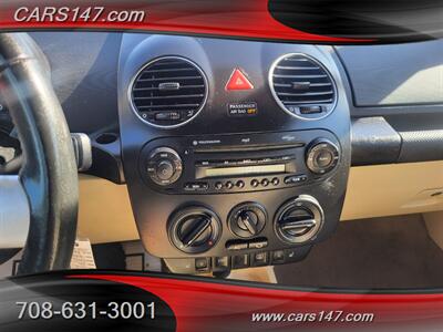 2008 Volkswagen New Beetle Convertible SE - Photo 10 - Midlothian, IL 60445