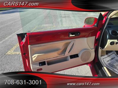 2008 Volkswagen New Beetle Convertible SE - Photo 15 - Midlothian, IL 60445