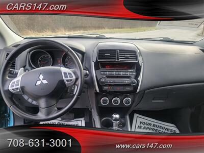 2013 Mitsubishi Outlander Sport SE   - Photo 15 - Midlothian, IL 60445