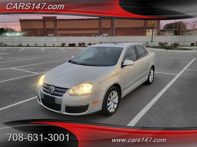 2010 Volkswagen Jetta SE   - Photo 1 - Midlothian, IL 60445