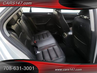 2010 Volkswagen Jetta SE   - Photo 12 - Midlothian, IL 60445