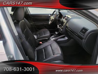 2010 Volkswagen Jetta SE   - Photo 11 - Midlothian, IL 60445