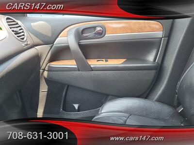 2009 Buick Enclave CXL   - Photo 19 - Midlothian, IL 60445