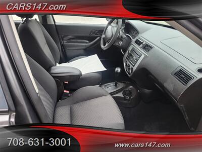 2007 Ford Focus ZX5 S   - Photo 11 - Midlothian, IL 60445