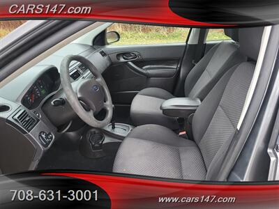 2007 Ford Focus ZX5 S   - Photo 10 - Midlothian, IL 60445