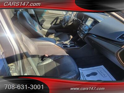 2014 Kia Cadenza Premium - Photo 11 - Midlothian, IL 60445