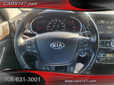 2014 Kia Cadenza Premium - Photo 14 - Midlothian, IL 60445