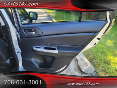 2014 Subaru XV Crosstrek Hybrid Touring   - Photo 18 - Midlothian, IL 60445