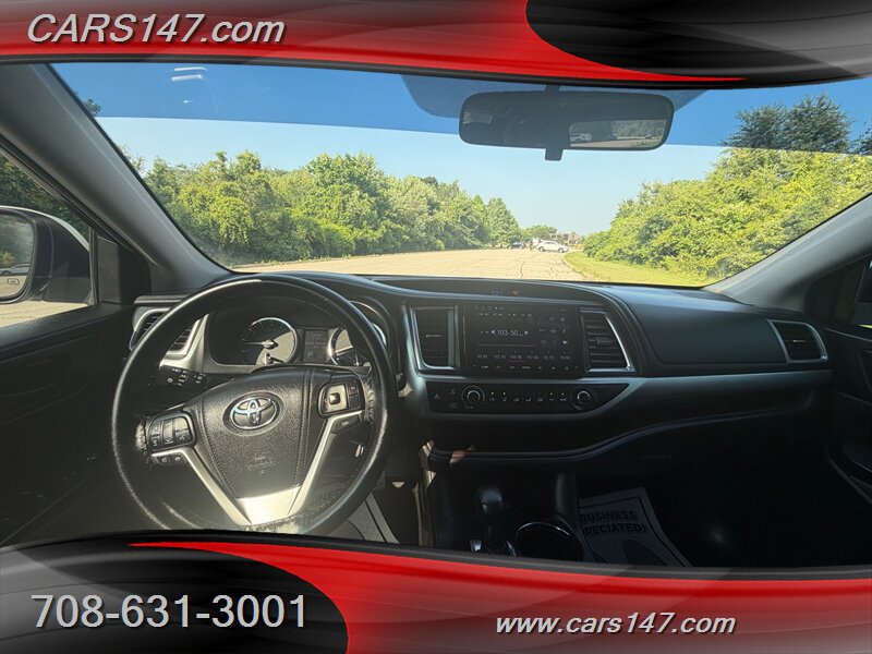 2014 Toyota Highlander LE - Photo 10 - Midlothian, IL 60445