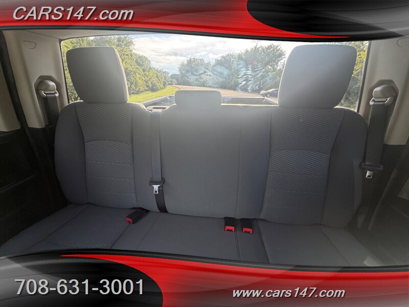 2015 RAM 1500 Tradesman - Photo 11 - Midlothian, IL 60445