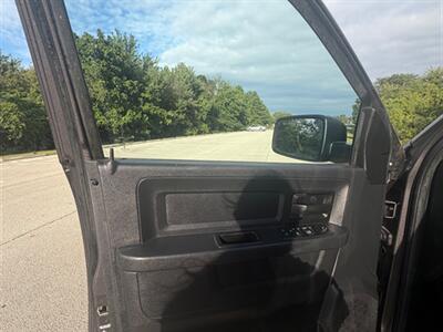 2015 RAM 1500 Tradesman - Photo 22 - Midlothian, IL 60445