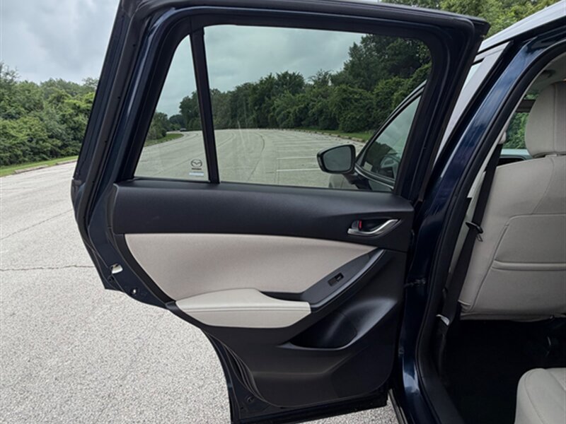 2015 Mazda CX-5 Touring - Photo 24 - Midlothian, IL 60445
