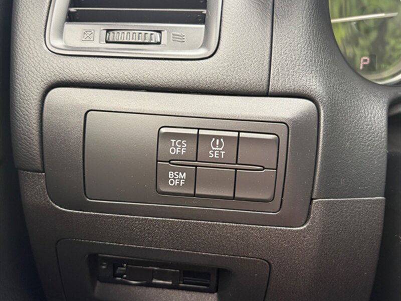 2015 Mazda CX-5 Touring - Photo 17 - Midlothian, IL 60445