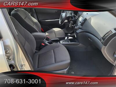 2011 Hyundai ELANTRA Touring GLS   - Photo 13 - Midlothian, IL 60445