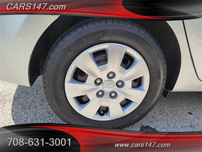 2011 Hyundai ELANTRA Touring GLS   - Photo 32 - Midlothian, IL 60445