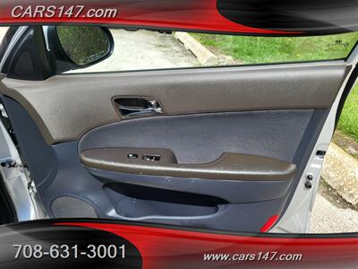 2011 Hyundai ELANTRA Touring GLS   - Photo 27 - Midlothian, IL 60445