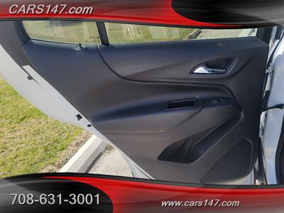 2019 Chevrolet Equinox LT   - Photo 13 - Midlothian, IL 60445