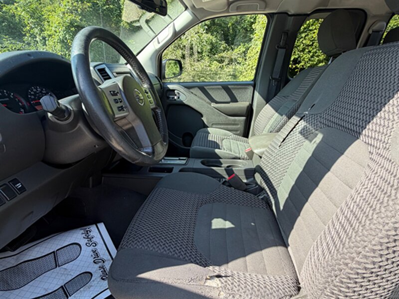2019 Nissan Frontier SV V6 - Photo 17 - Midlothian, IL 60445