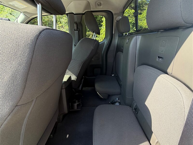 2019 Nissan Frontier SV V6 - Photo 19 - Midlothian, IL 60445
