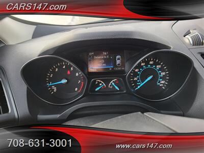 2015 Ford Escape SE   - Photo 15 - Midlothian, IL 60445