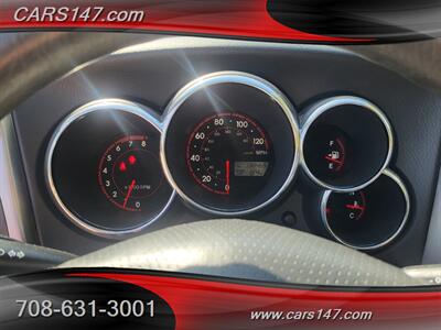 2006 Toyota Matrix XR - Photo 10 - Midlothian, IL 60445