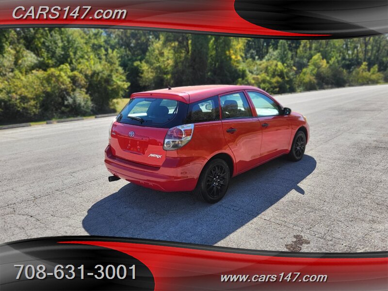 2006 Toyota Corolla Matrix L photo 4