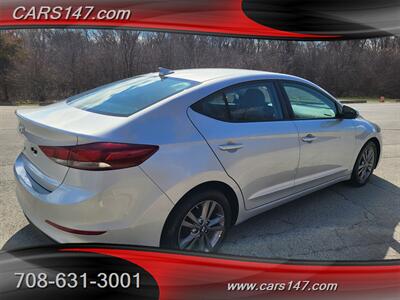 2017 Hyundai ELANTRA SE   - Photo 5 - Midlothian, IL 60445