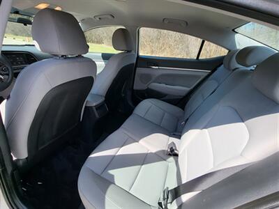 2017 Hyundai ELANTRA SE   - Photo 19 - Midlothian, IL 60445