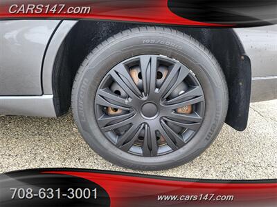 2007 Ford Focus ZX4 SE   - Photo 27 - Midlothian, IL 60445