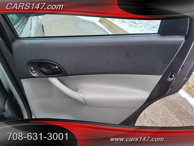 2007 Ford Focus ZX4 SE   - Photo 26 - Midlothian, IL 60445