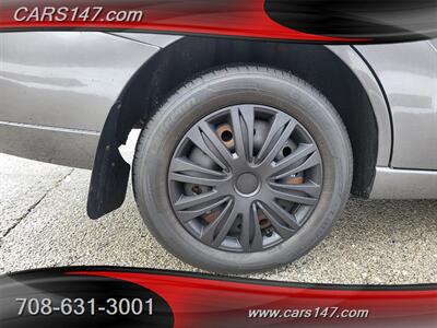 2007 Ford Focus ZX4 SE   - Photo 30 - Midlothian, IL 60445