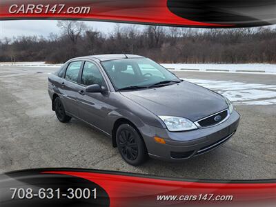 2007 Ford Focus ZX4 SE   - Photo 5 - Midlothian, IL 60445