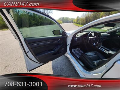 2018 Honda Accord Touring   - Photo 23 - Midlothian, IL 60445