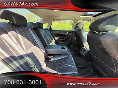 2018 Honda Accord Touring   - Photo 22 - Midlothian, IL 60445