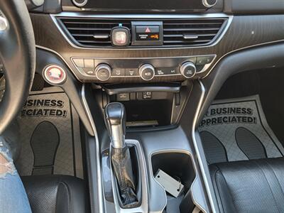 2018 Honda Accord Touring   - Photo 14 - Midlothian, IL 60445