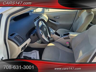 2012 Toyota Prius Two - Photo 10 - Midlothian, IL 60445