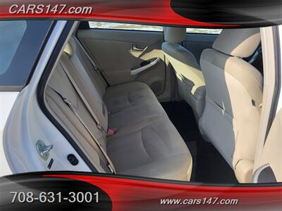 2012 Toyota Prius Two - Photo 12 - Midlothian, IL 60445