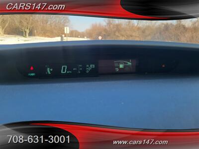 2012 Toyota Prius Two - Photo 16 - Midlothian, IL 60445