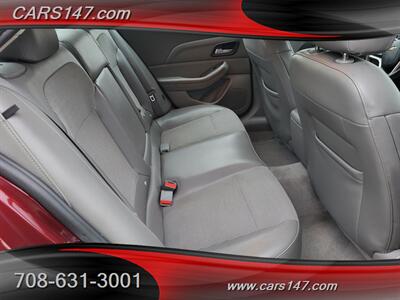 2015 Chevrolet Malibu LT   - Photo 13 - Midlothian, IL 60445