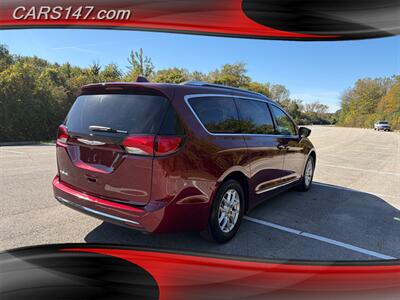2020 Chrysler Pacifica Touring L - Photo 5 - Midlothian, IL 60445