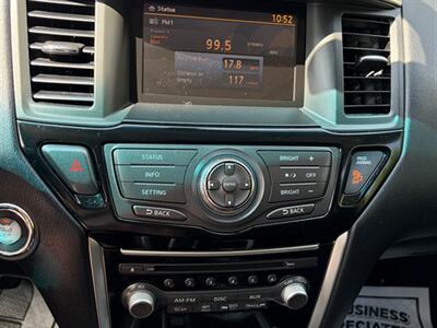 2015 Nissan Pathfinder SV - Photo 15 - Midlothian, IL 60445