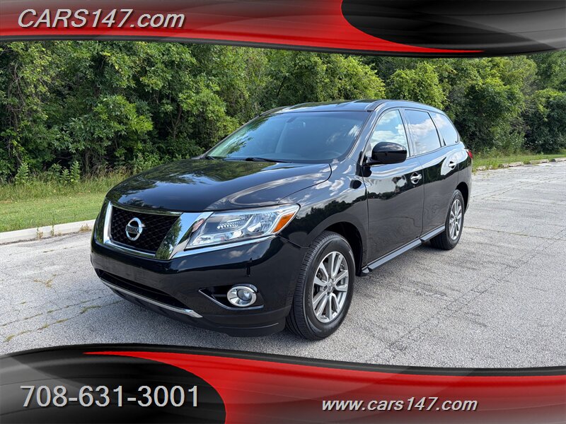 2015 Nissan Pathfinder SV   - Photo 1 - Midlothian, IL 60445