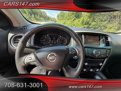 2015 Nissan Pathfinder SV - Photo 13 - Midlothian, IL 60445
