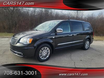 2014 Chrysler Town and Country Touring-L   - Photo 1 - Midlothian, IL 60445