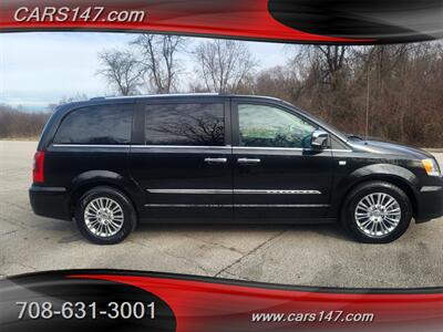 2014 Chrysler Town and Country Touring-L   - Photo 9 - Midlothian, IL 60445