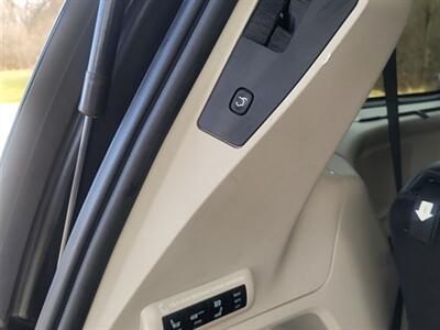 2014 Chrysler Town and Country Touring-L   - Photo 26 - Midlothian, IL 60445