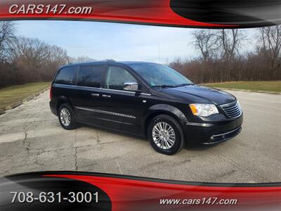 2014 Chrysler Town and Country Touring-L   - Photo 10 - Midlothian, IL 60445