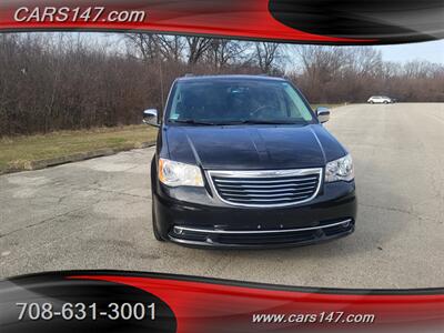 2014 Chrysler Town and Country Touring-L   - Photo 12 - Midlothian, IL 60445